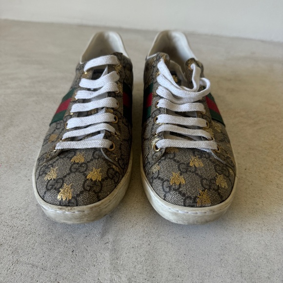 Authentic Gucci Ace GG Supreme ‘Bees’ Sneaker - Picture 5 of 9